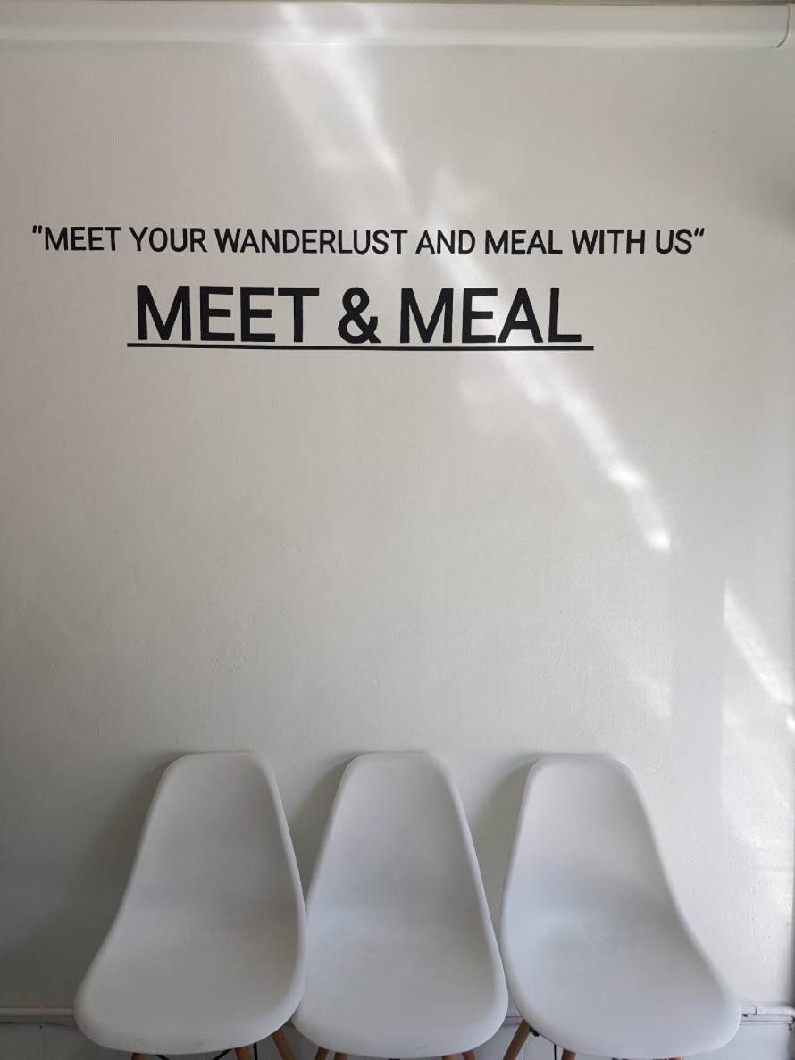 曼谷 Meet & Meal旅舍 外观 照片